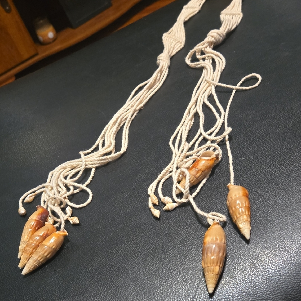 Beige Shell Belt